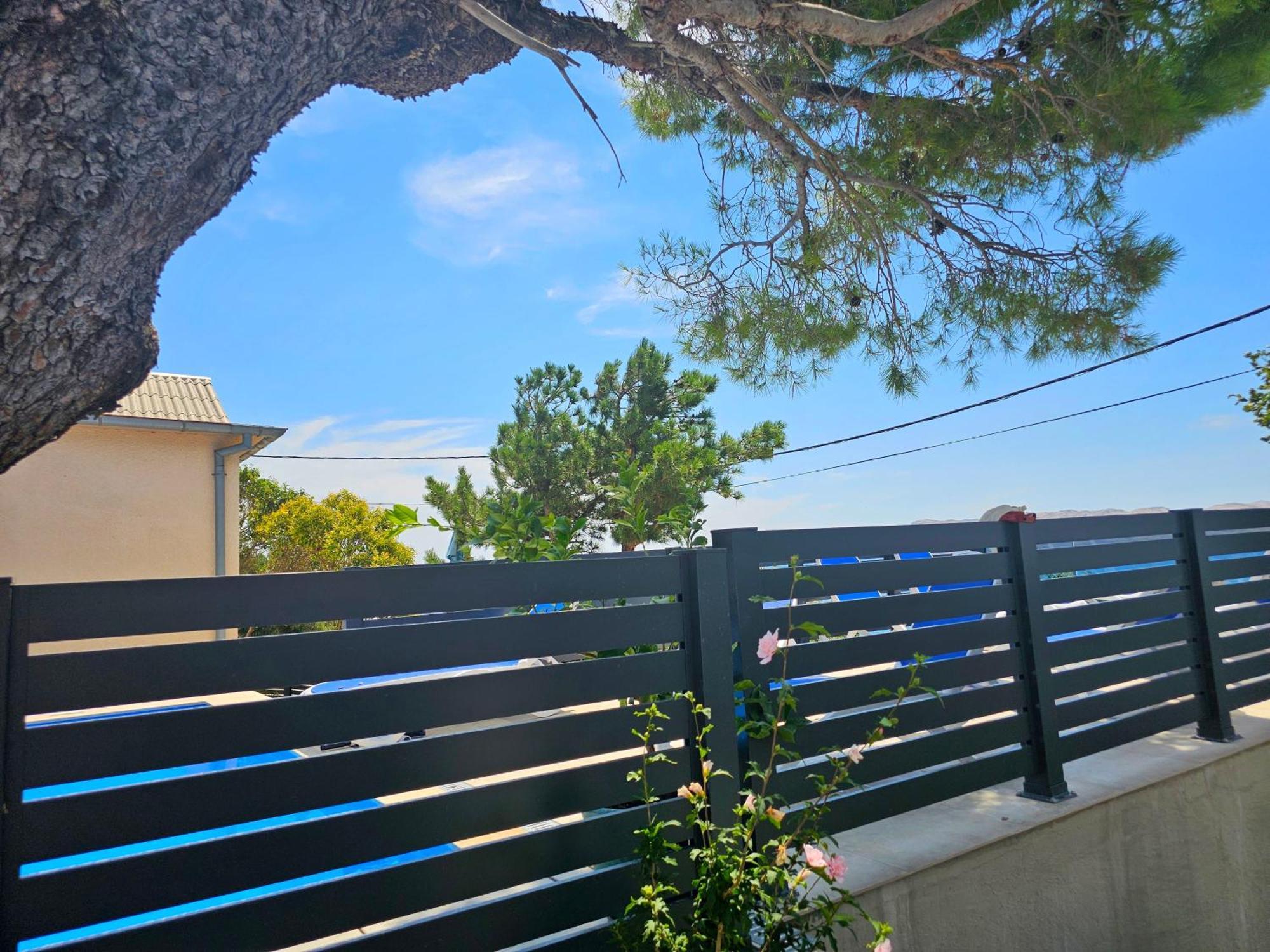 Beachfront House Ivana With Pool - Renovated 2025 Cesarica Exterior photo